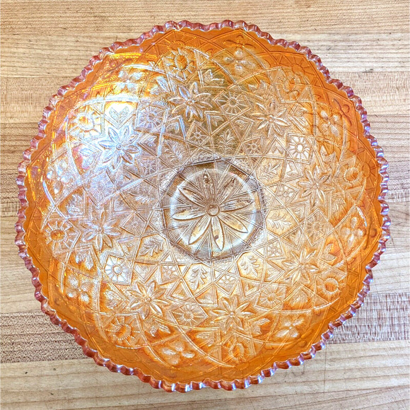 Marigold Carnival Glass Bowl Hattie Luster Glass with Scalloped Edges - Picture 9 of 10